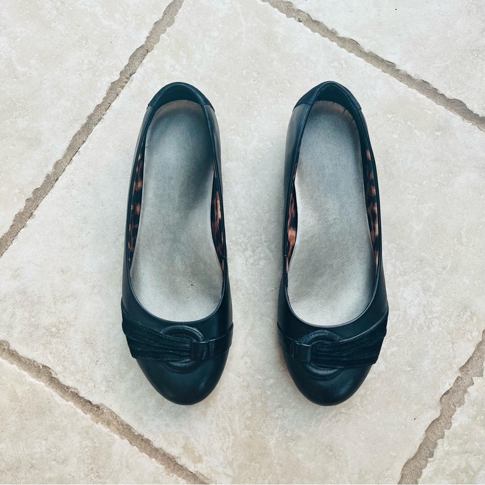 Clarks Black Ballet Flat - Size 8